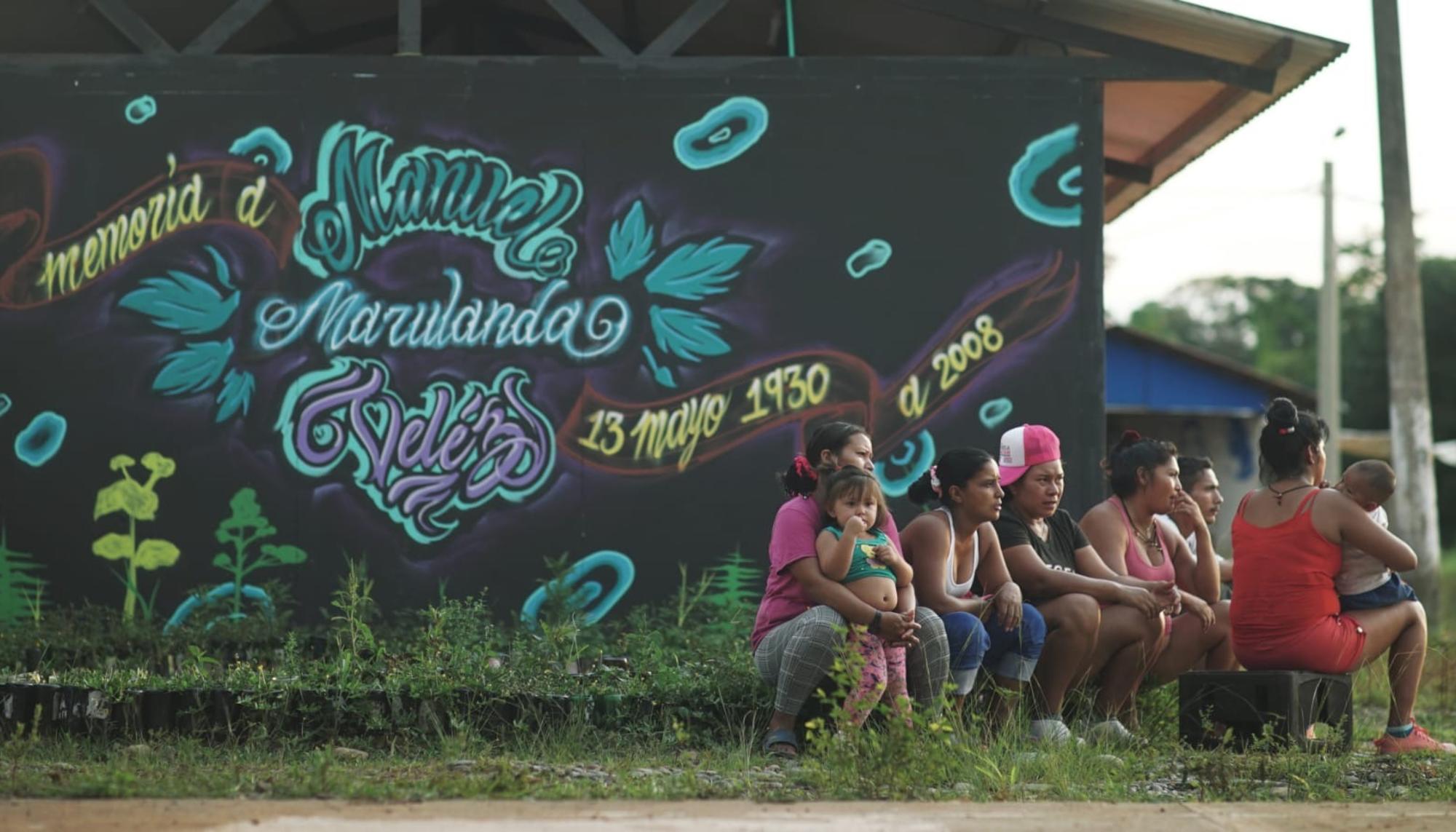 Colombia ‘Vivimos la guerra, construimos la paz’.